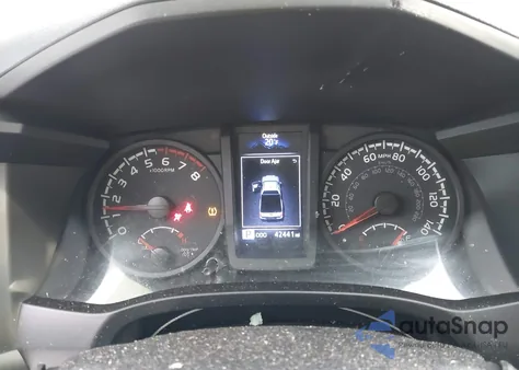 2021 Toyota Tacoma Sr z USA, uszkodzony, nr VIN 3TYRX5GN7MT028872